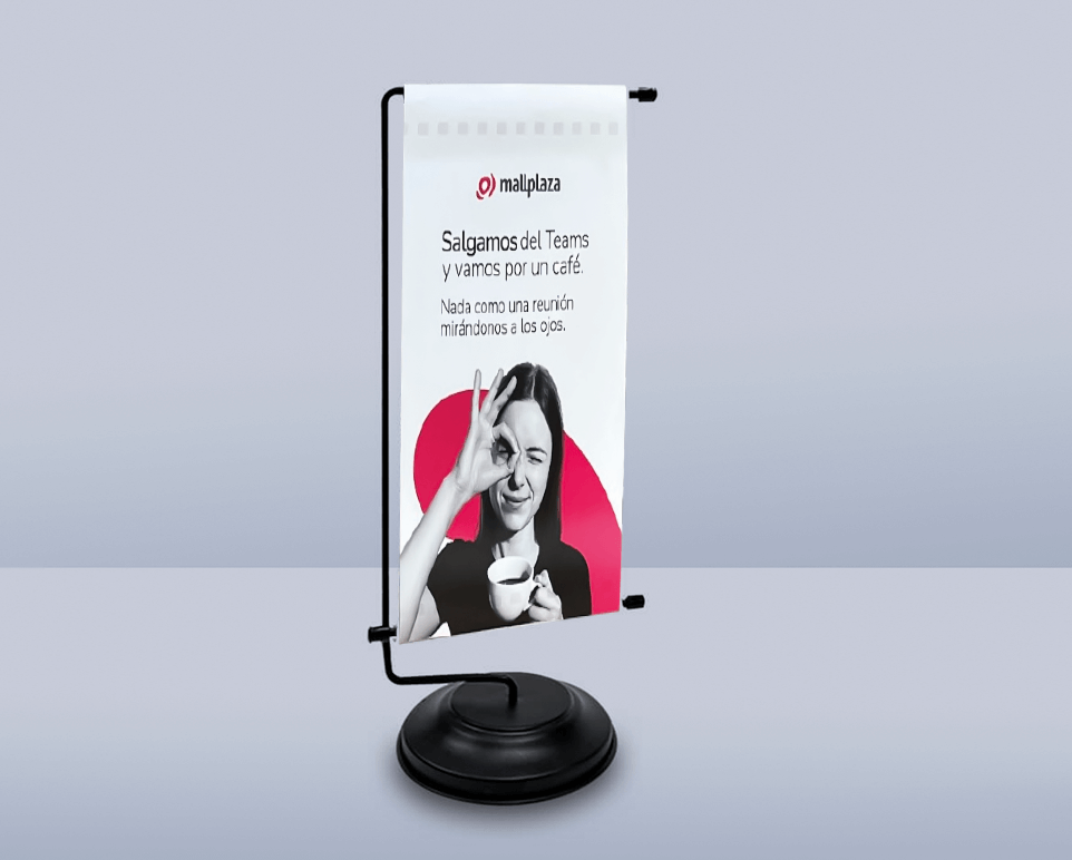 02-soporte-grafico-pendones-mini-b